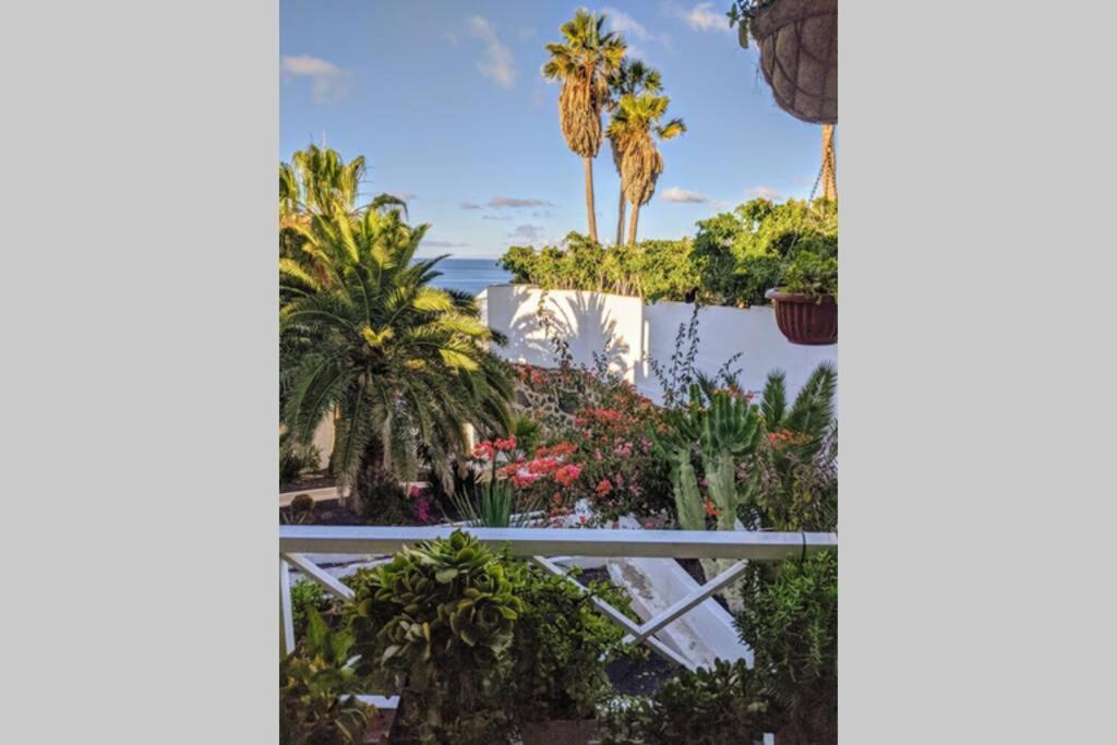 Modern & Spacious Studio Isla, Puerto Del Carmen Tias Exterior photo